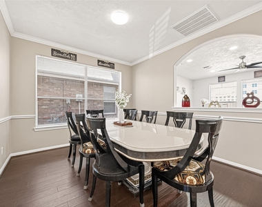 7023 Westford Park Lane - Photo Thumbnail 10