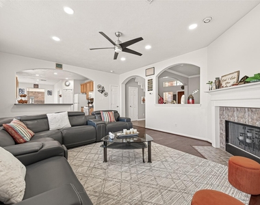 7023 Westford Park Lane - Photo Thumbnail 18