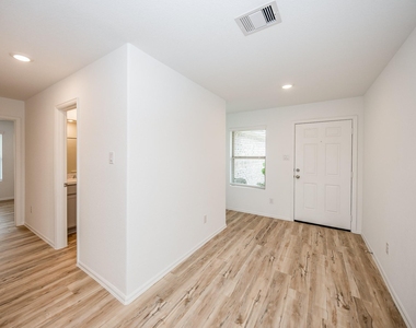 140 Austin Street - Photo Thumbnail 5