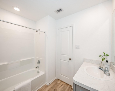 140 Austin Street - Photo Thumbnail 23