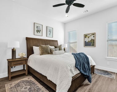 38634 Spur 149 Rd - Photo Thumbnail 11