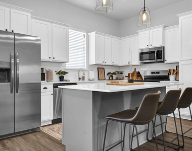 38634 Spur 149 Rd - Photo Thumbnail 7