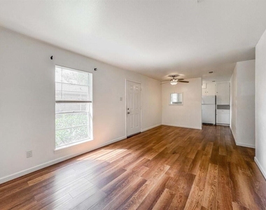 4537 Dakota Street - Photo Thumbnail 8