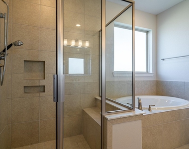 4706 Llano Loop - Photo Thumbnail 21