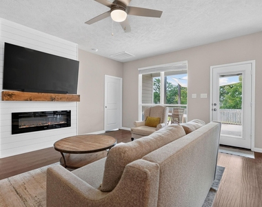 4105 Gregg Court - Photo Thumbnail 20