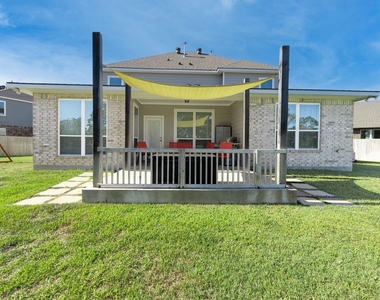 4105 Gregg Court - Photo Thumbnail 3