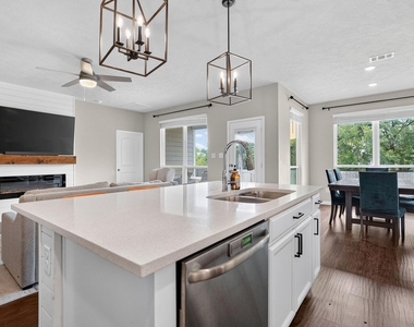 4105 Gregg Court - Photo Thumbnail 17