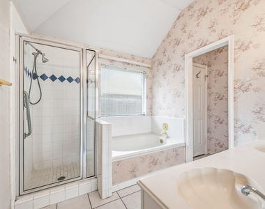 9619 E Withers Way Circle - Photo Thumbnail 35