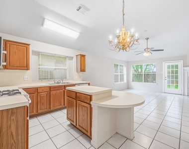 9619 E Withers Way Circle - Photo Thumbnail 23