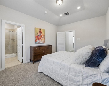 8409 Arden Valley Lane - Photo Thumbnail 3