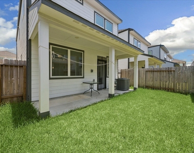 8409 Arden Valley Lane - Photo Thumbnail 4