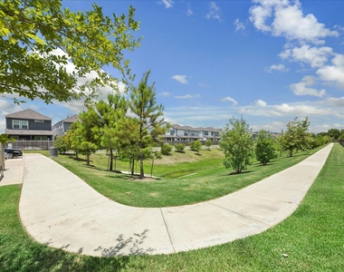 8409 Arden Valley Lane - Photo Thumbnail 27