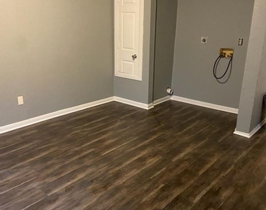 6114 Belmark Street - Photo Thumbnail 8