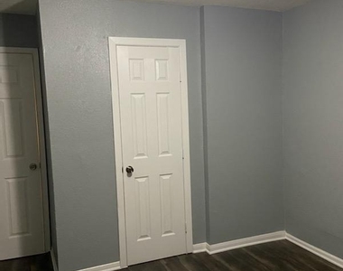 6114 Belmark Street - Photo Thumbnail 5