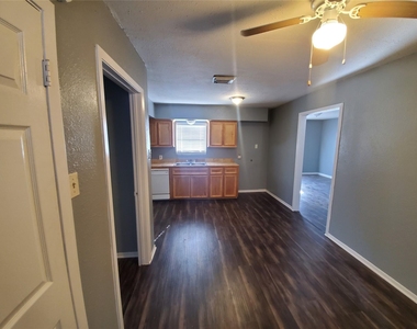 6114 Belmark Street - Photo Thumbnail 4