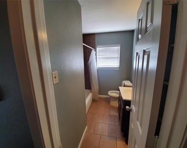 6114 Belmark Street - Photo Thumbnail 3