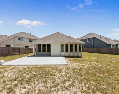 2901 Yaupon Grove Lane - Photo Thumbnail 26