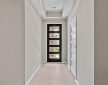 2901 Yaupon Grove Lane - Photo Thumbnail 2