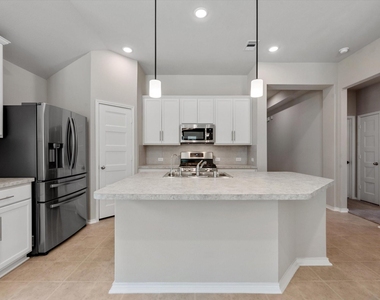 2901 Yaupon Grove Lane - Photo Thumbnail 8