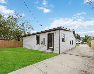3405 Mount Pleasant Street - Photo Thumbnail 16