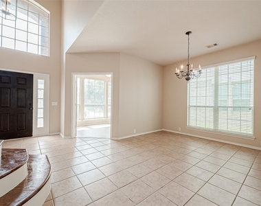 19718 Wren Forest Ln - Photo Thumbnail 9