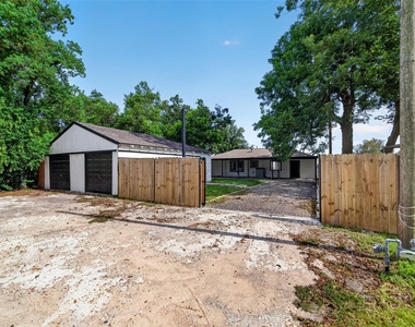 1308 W Dumble Street - Photo Thumbnail 33