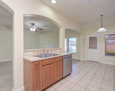 14903 Lanai Drive - Photo Thumbnail 25