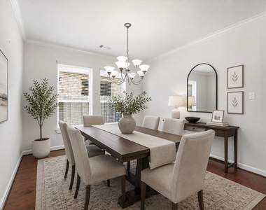 2514 Deerwood Heights Lane - Photo Thumbnail 6