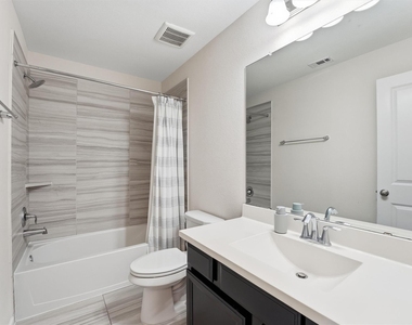 2514 Deerwood Heights Lane - Photo Thumbnail 33