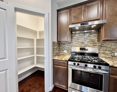 2514 Deerwood Heights Lane - Photo Thumbnail 15