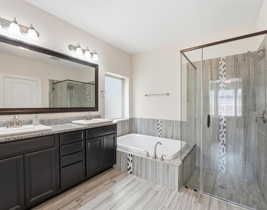 2514 Deerwood Heights Lane - Photo Thumbnail 22