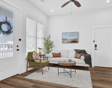 38634 Spur 149 Rd - Photo Thumbnail 4