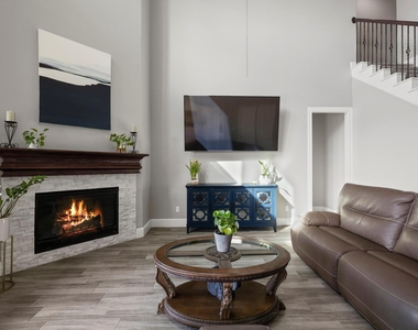 116 Waterstone Drive - Photo Thumbnail 11
