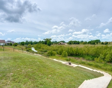 116 Waterstone Drive - Photo Thumbnail 39