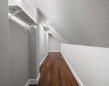 116 Waterstone Drive - Photo Thumbnail 32