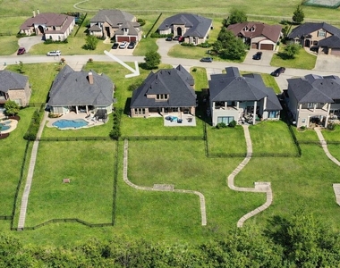116 Waterstone Drive - Photo Thumbnail 40