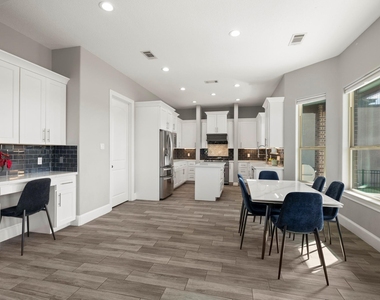 116 Waterstone Drive - Photo Thumbnail 13