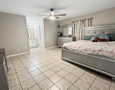 5007 Monteith Drive - Photo Thumbnail 15