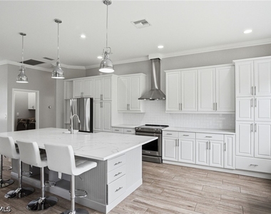661 Grand Rapids Boulevard - Photo Thumbnail 7