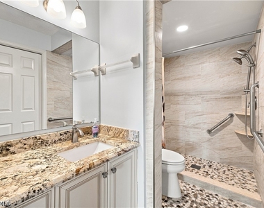 5980 Amherst Drive - Photo Thumbnail 14