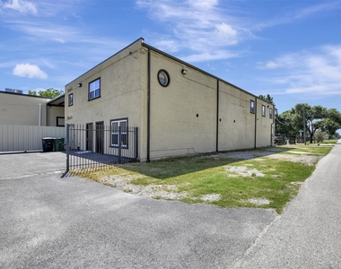 7900 Lane Street - Photo Thumbnail 31