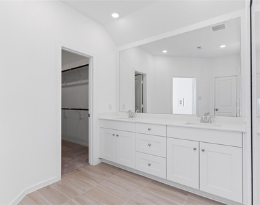 27531 Sunterra Village Drive - Photo Thumbnail 22