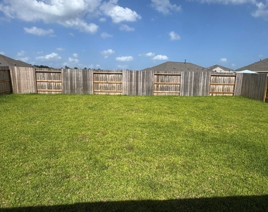 31516 Pianella Lane - Photo Thumbnail 14
