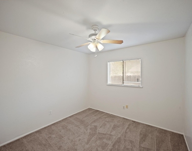 15822 Danford Drive - Photo Thumbnail 23