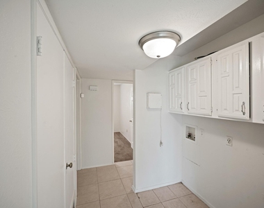 15822 Danford Drive - Photo Thumbnail 17