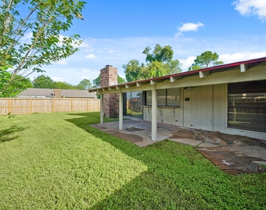 15822 Danford Drive - Photo Thumbnail 29