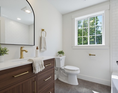 21 Upper Ladd Hill - Photo Thumbnail 10