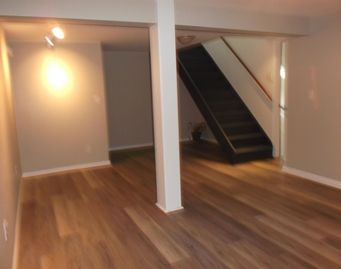 2222 Ferry - Photo Thumbnail 22