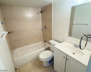 1830 Maravilla Avenue - Photo Thumbnail 11