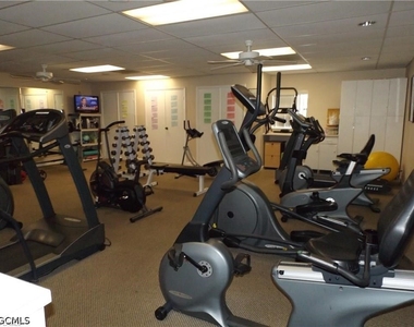 11140 Caravel Circle - Photo Thumbnail 27